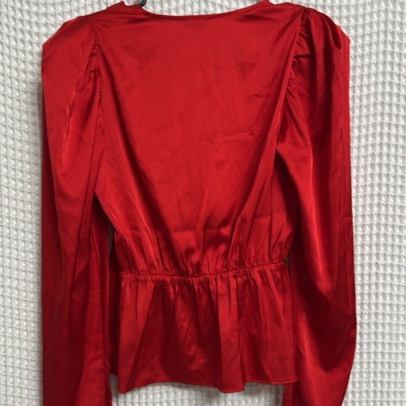 Red Express Blouse - Picture 3 of 3